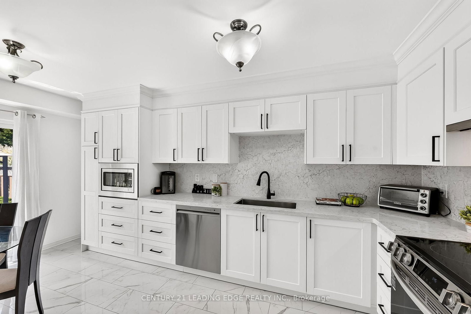 22 Andona Crescent • Toronto, ON photo 15