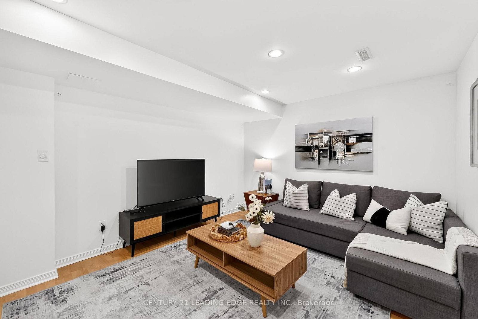 22 Andona Crescent • Toronto, ON photo 37