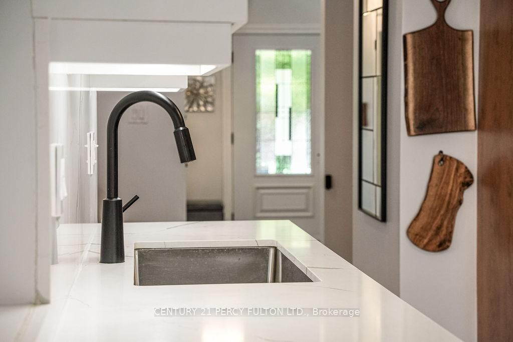 18 Booth Crescent • Ajax, ON photo 17