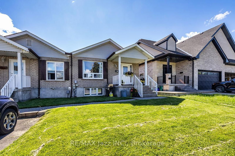 27 Waverley Road