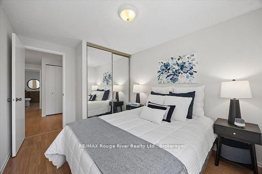 671 Greenbriar Drive • Oshawa, ON photo 24
