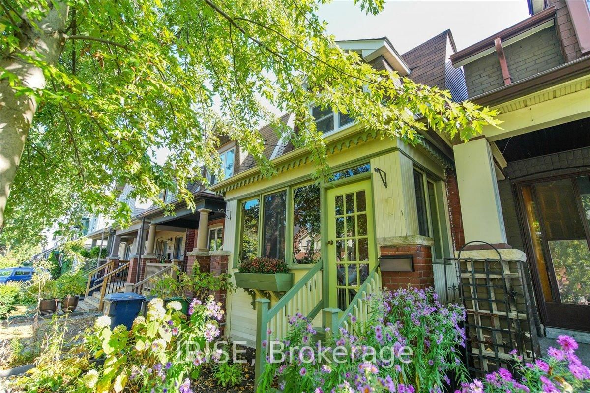 61 Chisholm Avenue, Toronto, ON, photo 2