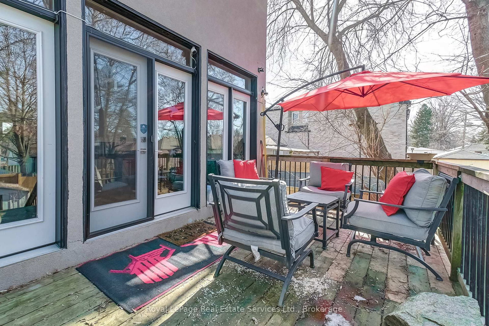 176 Leyton Avenue • Toronto, ON photo 32