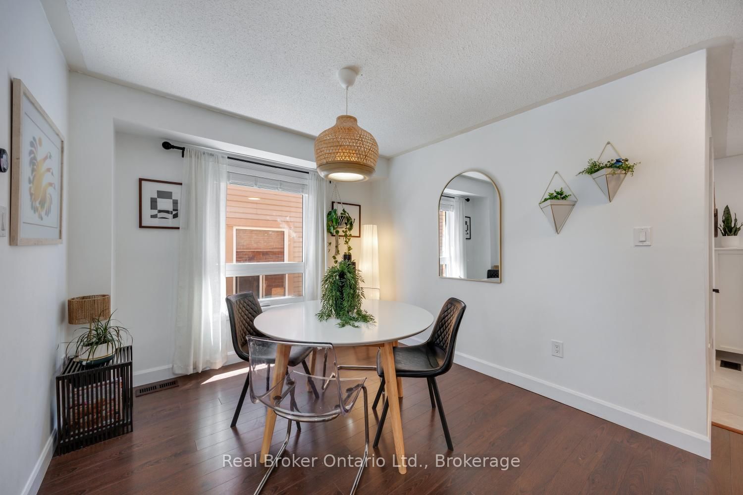 9 Candlebrook Drive • Whitby, ON photo 13