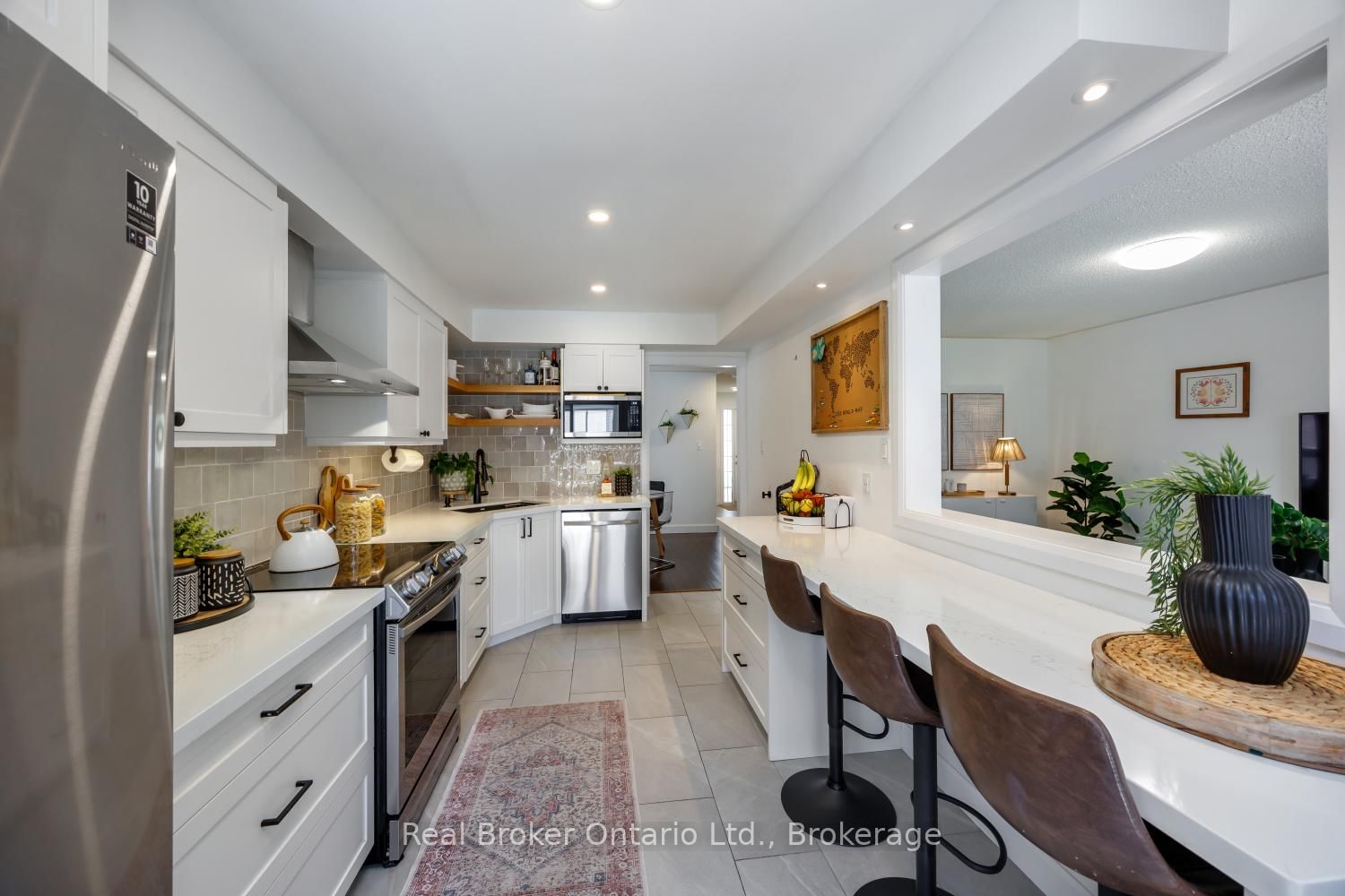 9 Candlebrook Drive • Whitby, ON photo 6