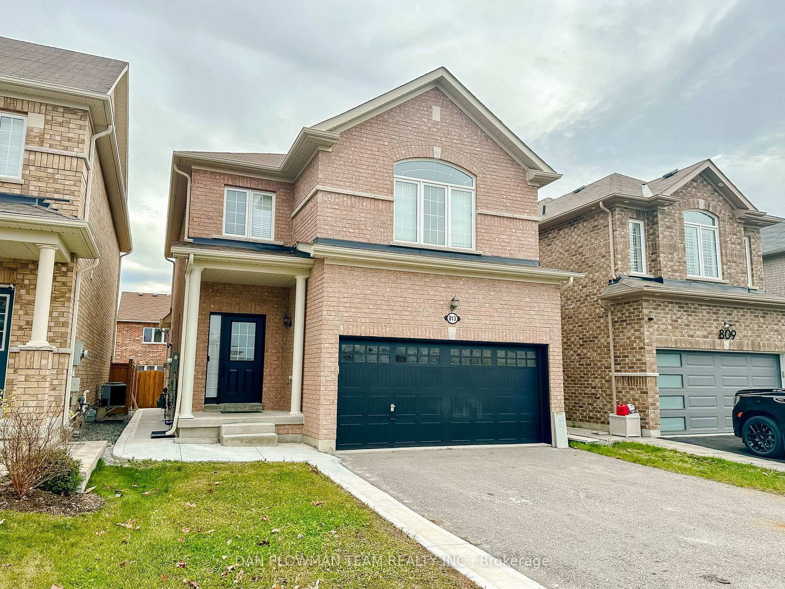 Detached House for lease at Bsmt-813 Groveland Avenue, Oshawa, Ontario, L1K 0C3 - Taunton - MLS: E13514608