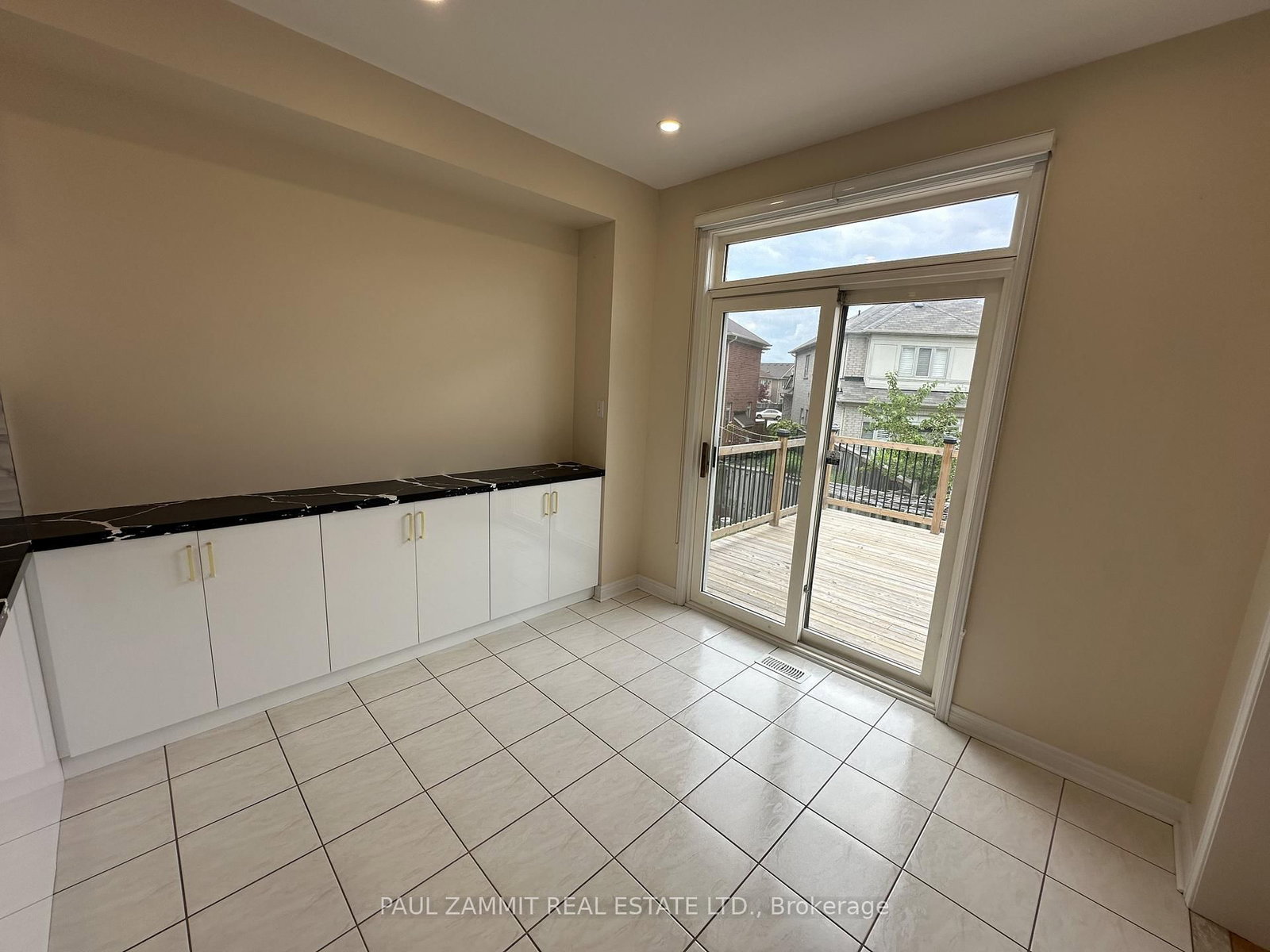 103 Scoville Square • Toronto, ON photo 10