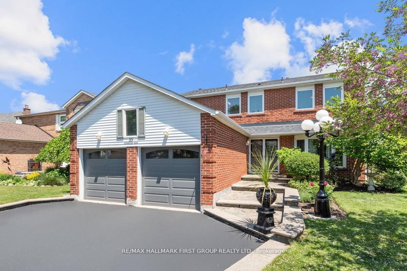 35 Rotherglen Road S