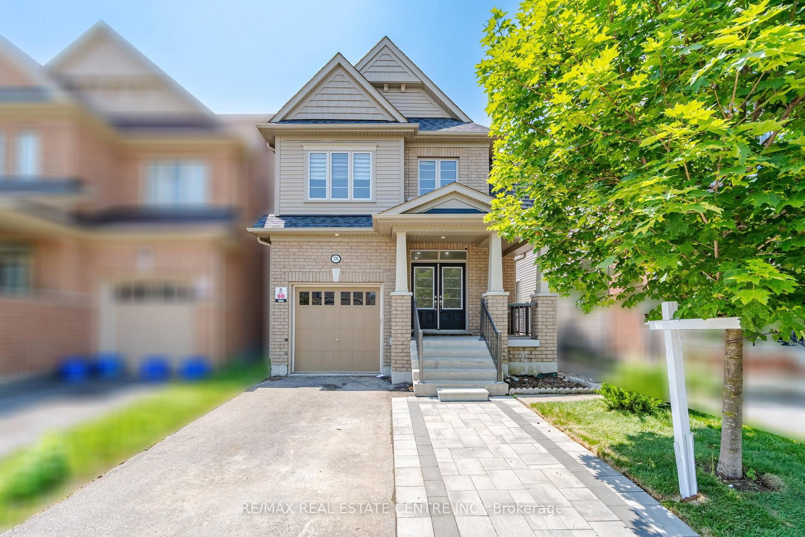 570 Windfields Farm Drive • Oshawa, ON photo 1