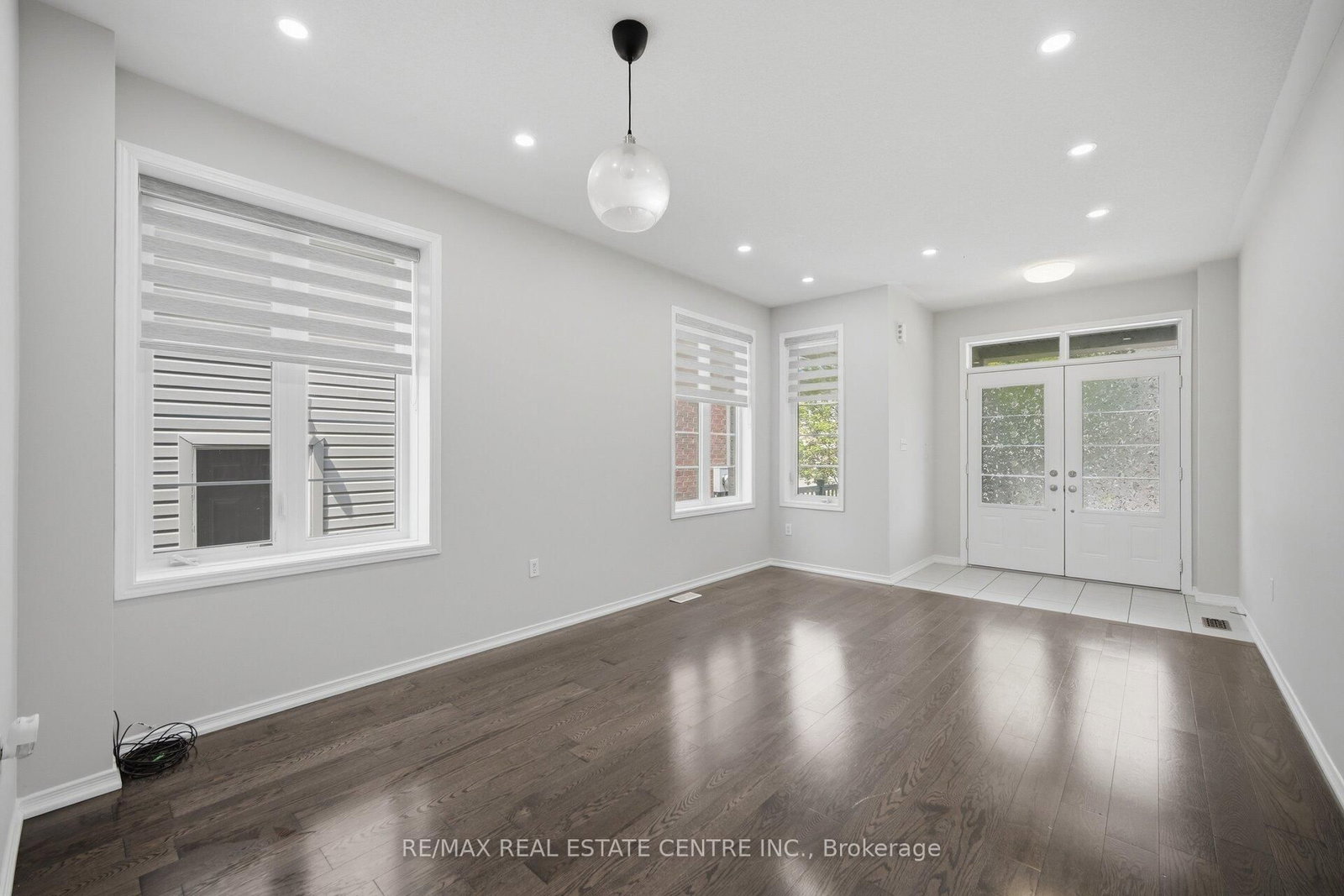 570 Windfields Farm Drive • Oshawa, ON photo 14