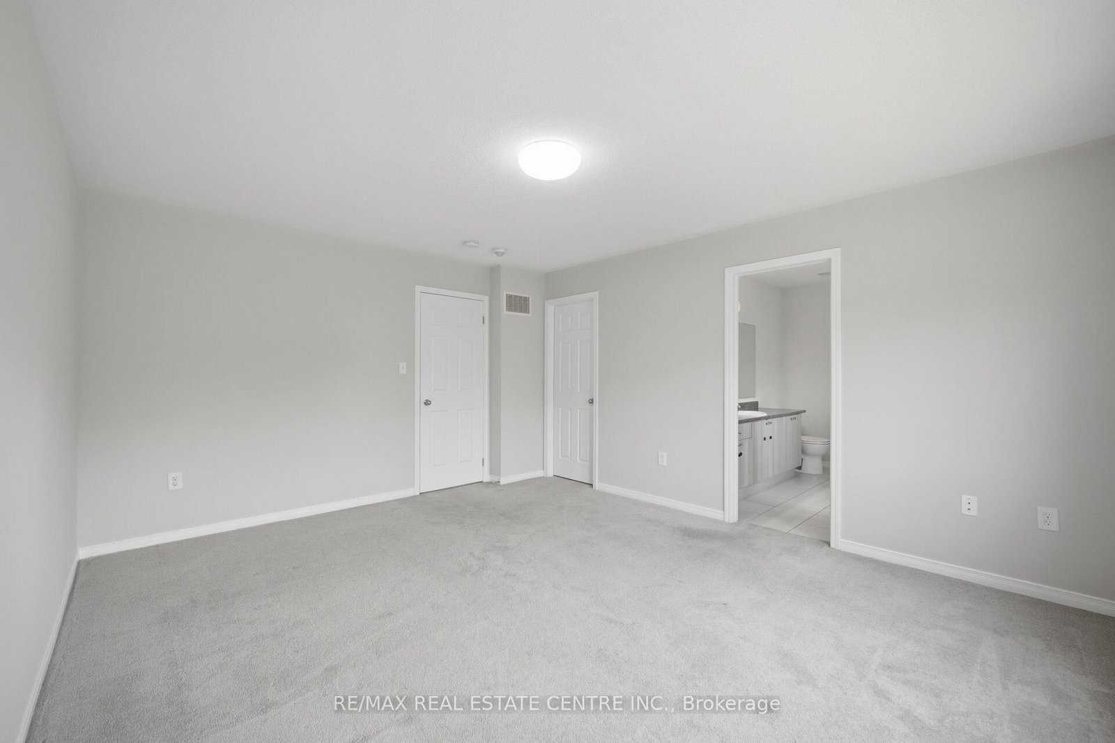 570 Windfields Farm Drive • Oshawa, ON photo 20