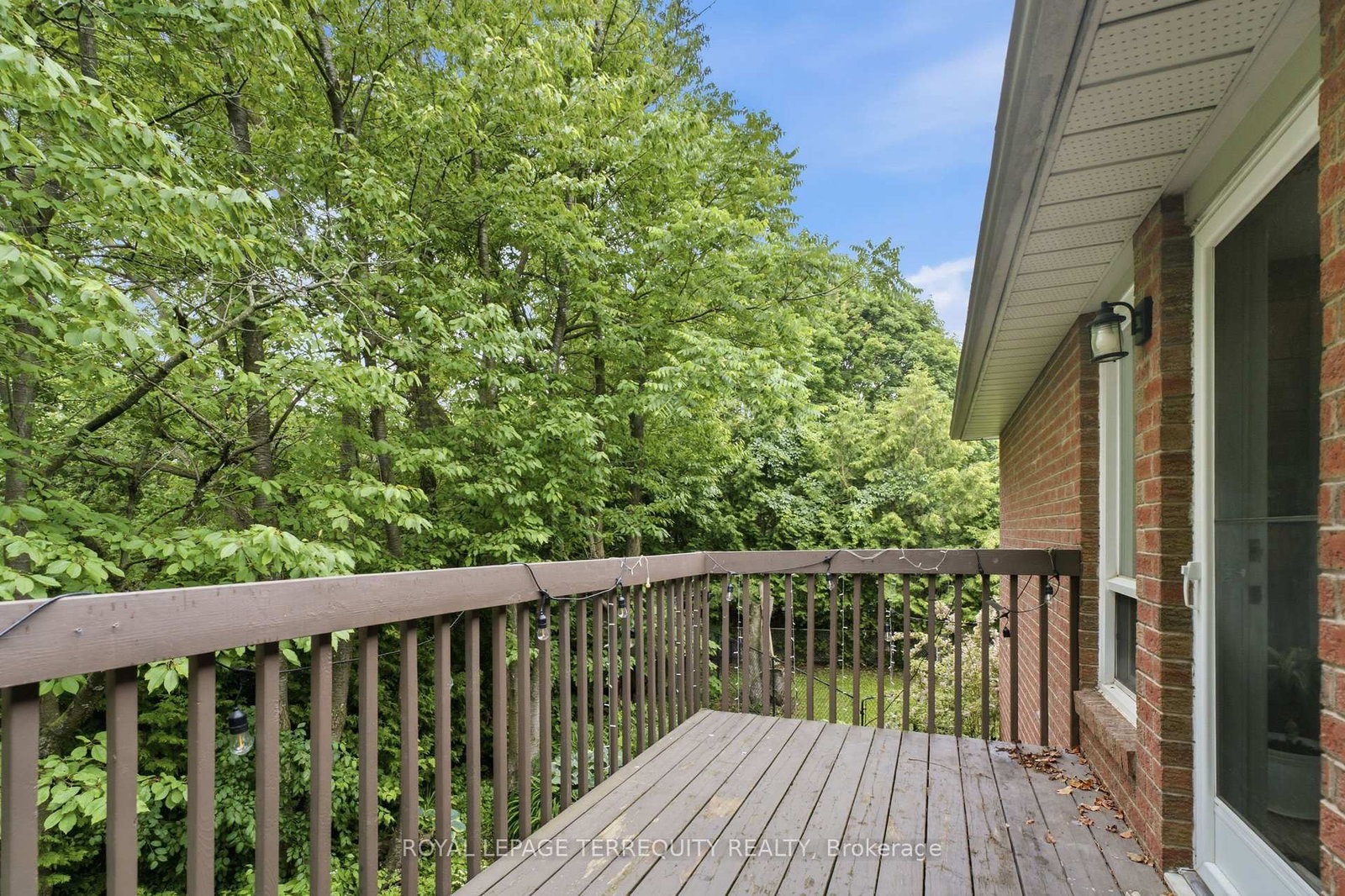 48 Borland Court • Clarington, ON photo 5