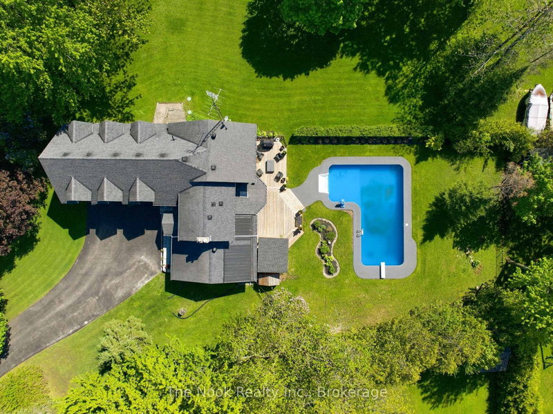 15 Hillside Drive