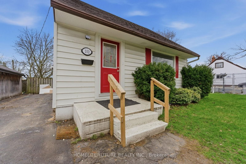 102 Kings Crescent