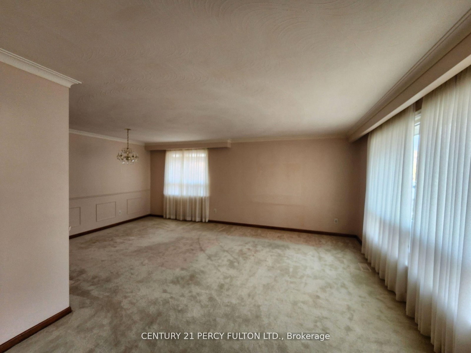 464 Scarborough Golf Club Road, Toronto, ON, photo 3