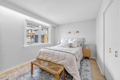 34 Marilake Drive • Toronto, ON photo 20
