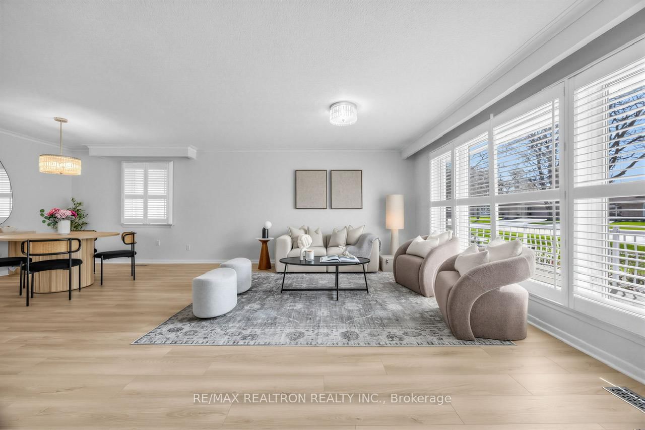 34 Marilake Drive • Toronto, ON photo 9