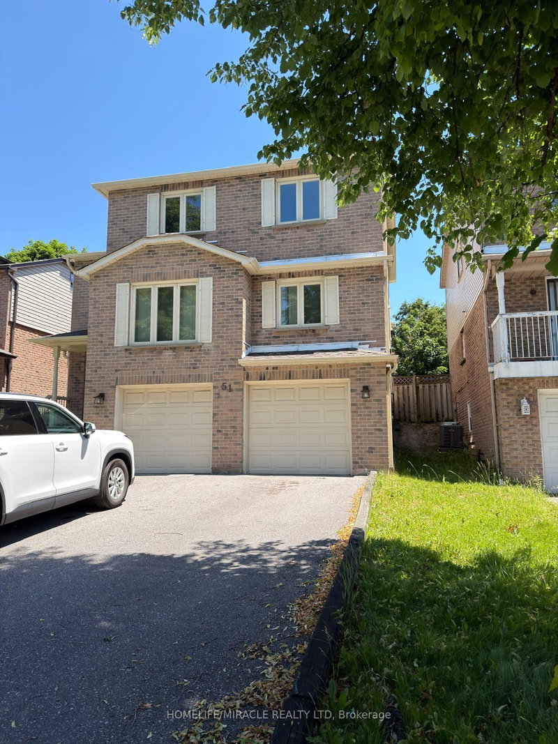 home for lease on 51 Wright Crescent