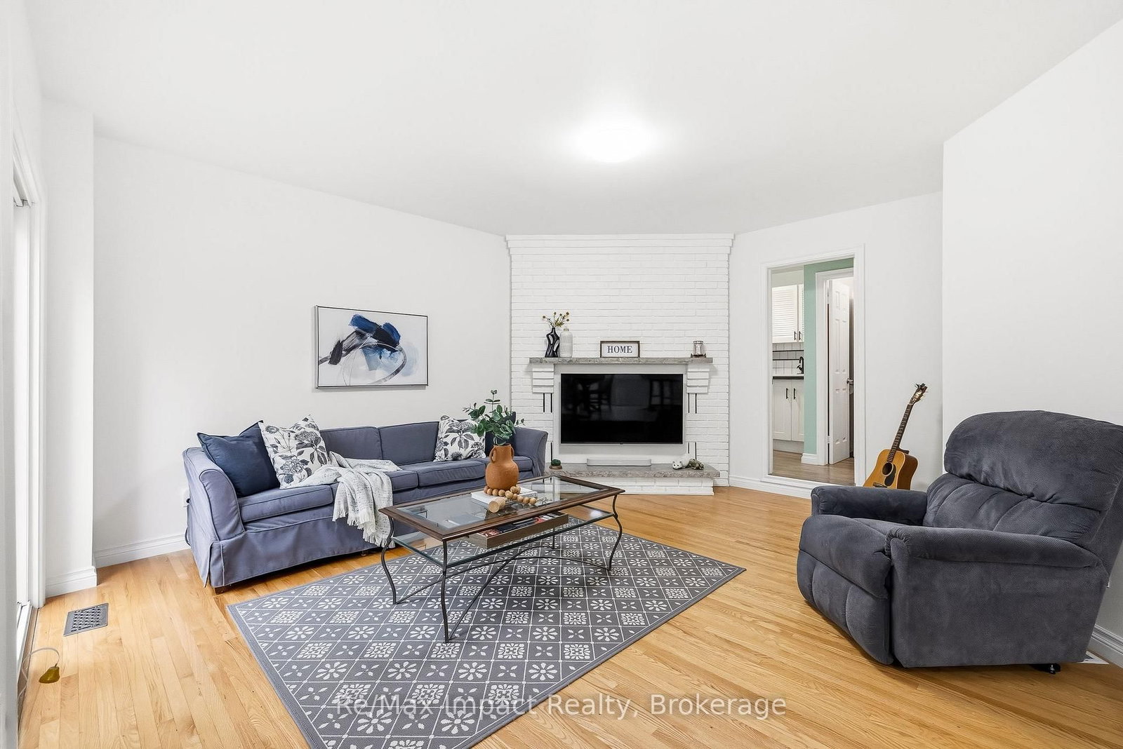 293 Blue Heron Drive • Oshawa, ON photo 11