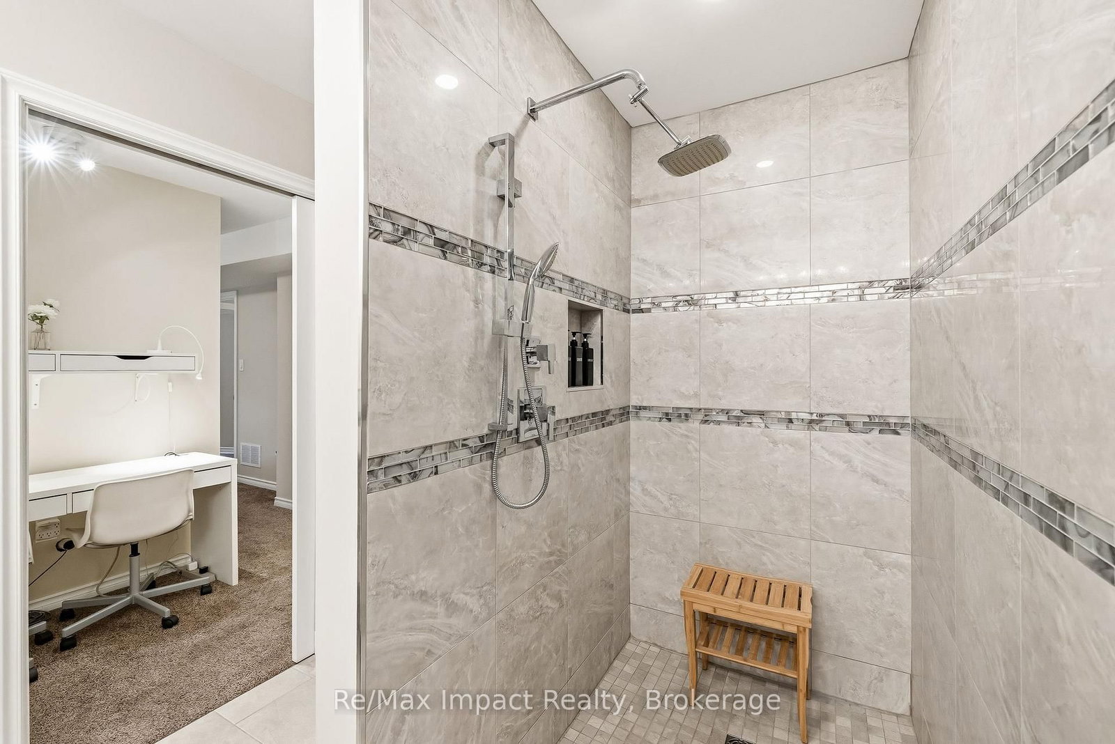 293 Blue Heron Drive • Oshawa, ON photo 33