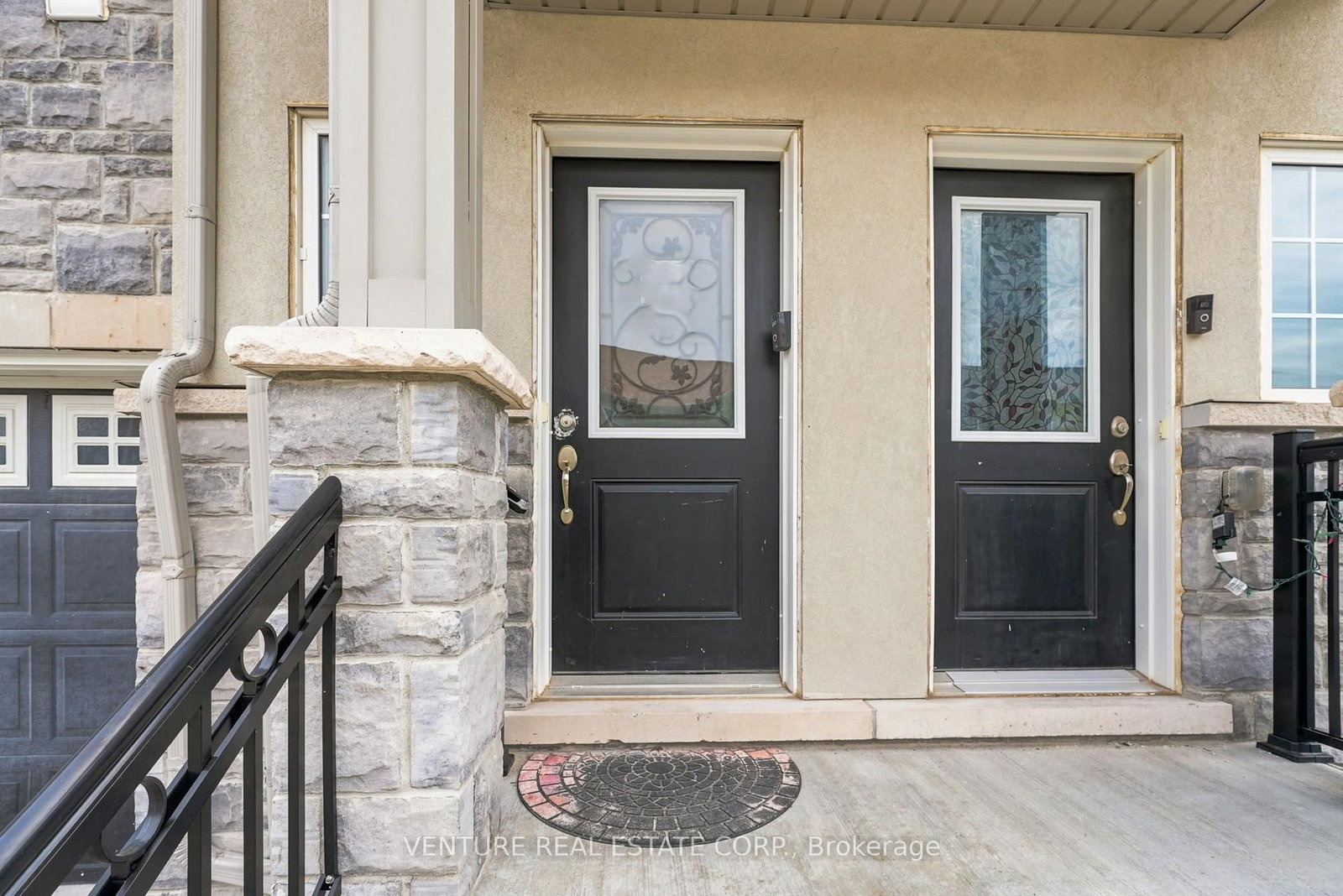 20 Prospect Way • Whitby, ON photo 4