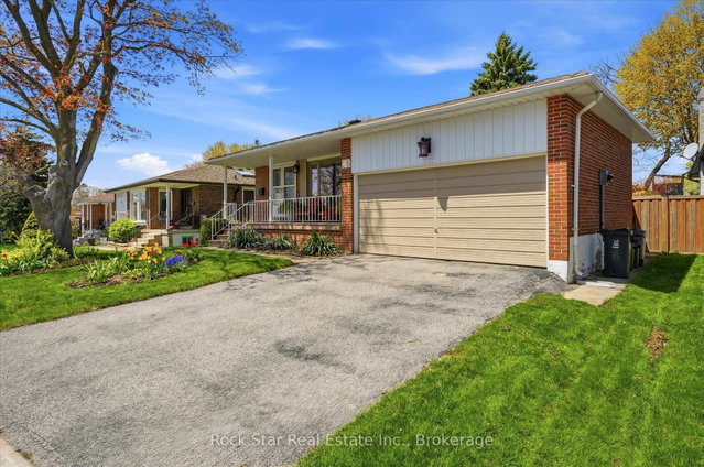 36 LANGEVIN Crescent