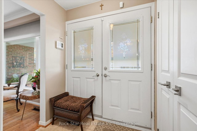 36 LANGEVIN Crescent