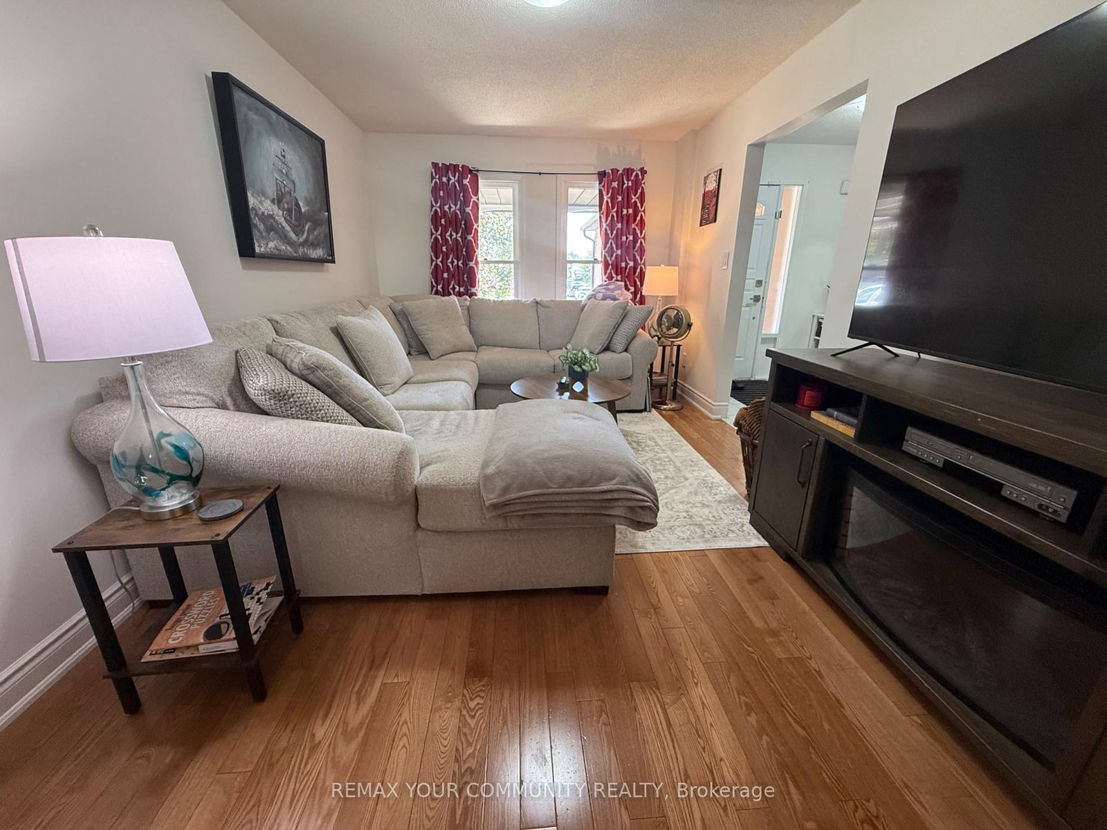 30 Chapman Drive • Ajax, ON photo 5
