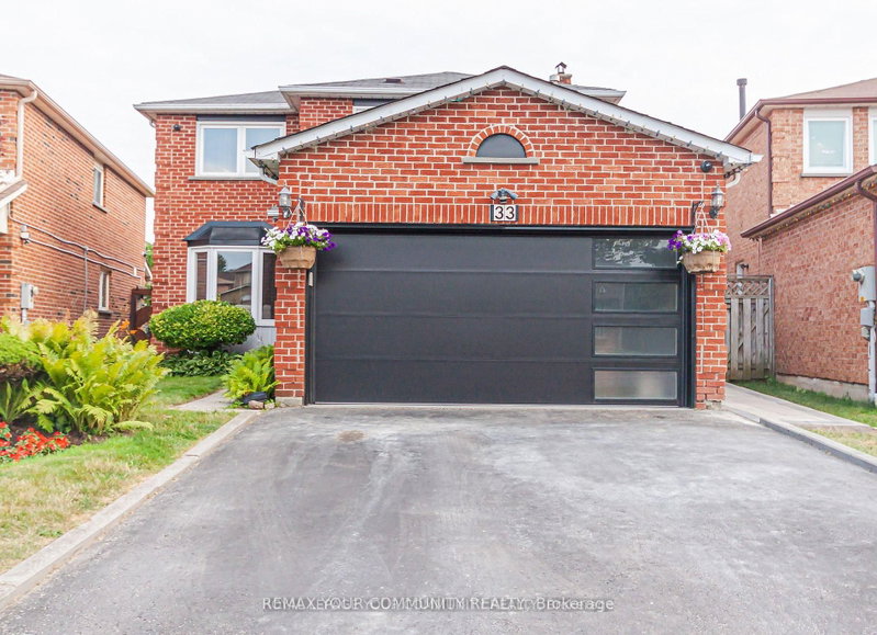 home for lease on Bsmt-33 Durness Avenue