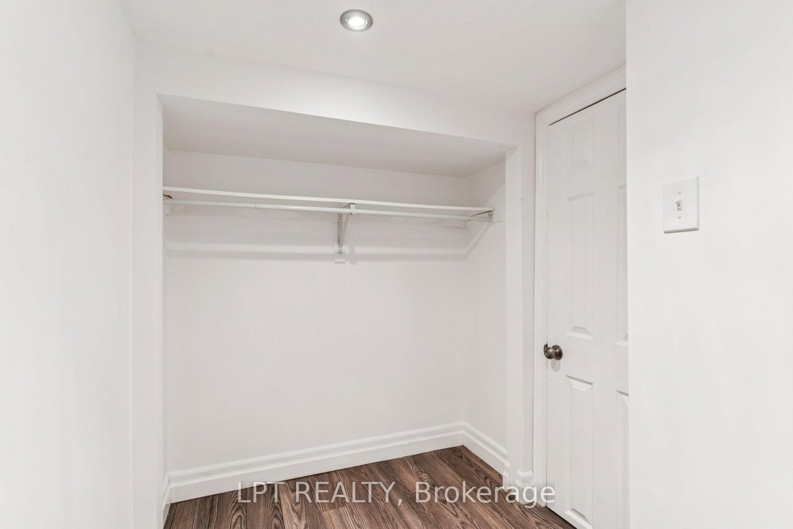 61 Minerva Avenue • Toronto, ON photo 38