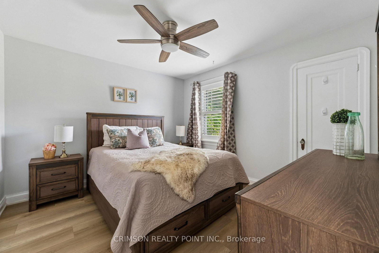 503 E Athol Street • Oshawa, ON photo 19