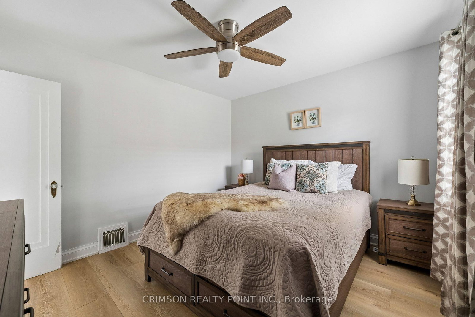 503 E Athol Street • Oshawa, ON photo 20
