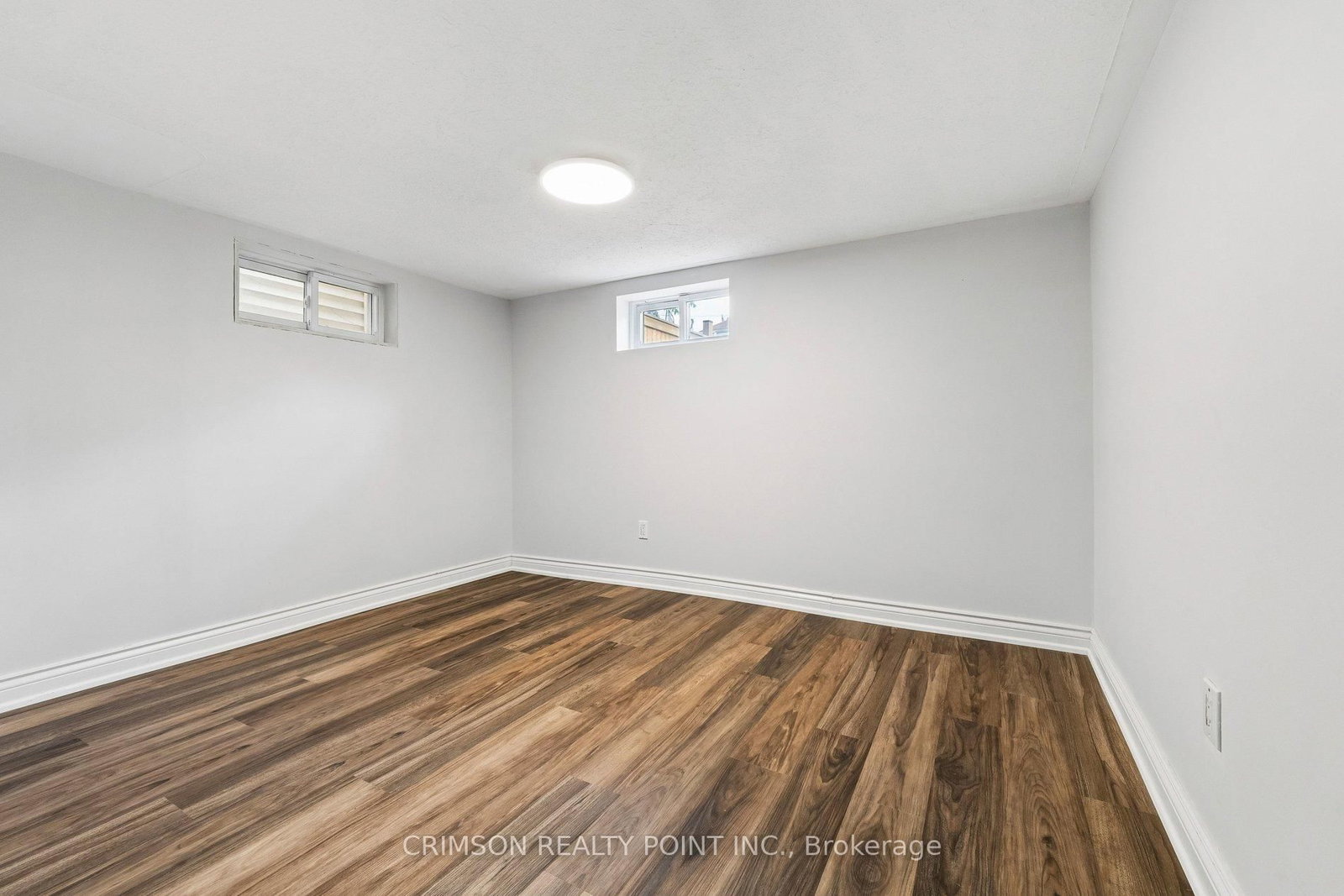 503 E Athol Street • Oshawa, ON photo 26