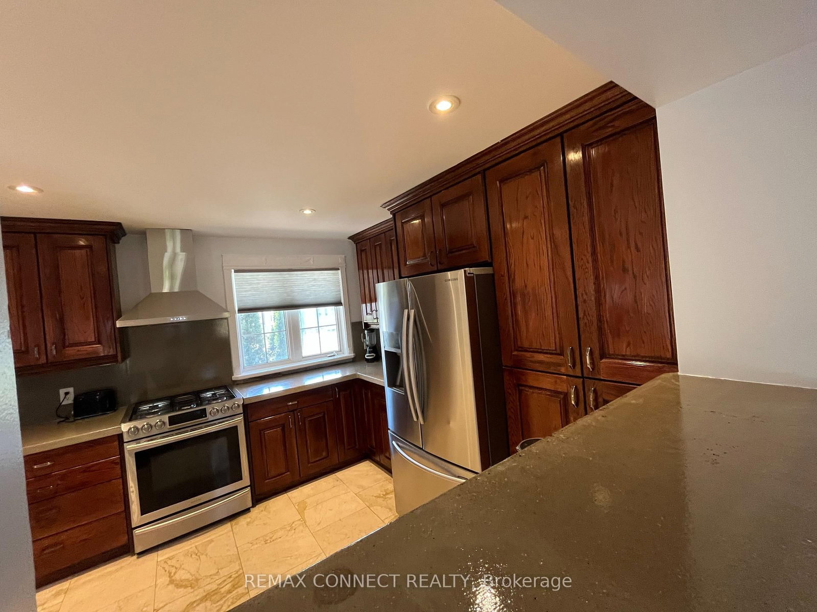 12 Brock Street • Ajax, ON photo 11