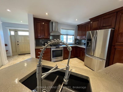 12 Brock Street • Ajax, ON photo 9