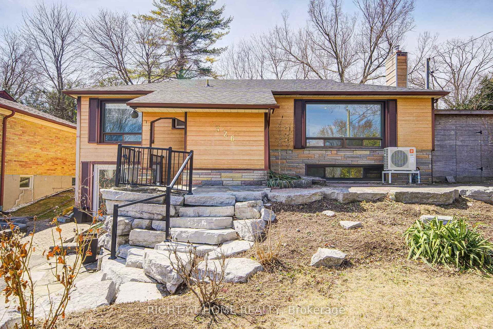 326 Jaybell Grove, Toronto, ON