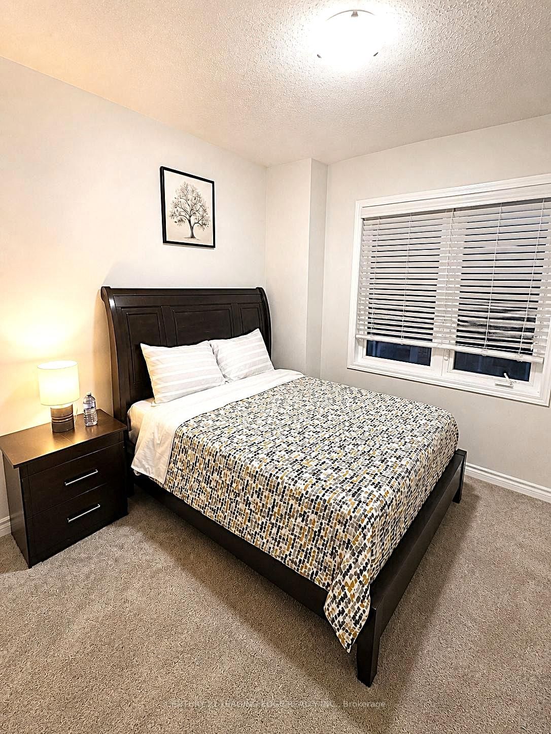 5 Fusilier Drive • Toronto, ON photo 8