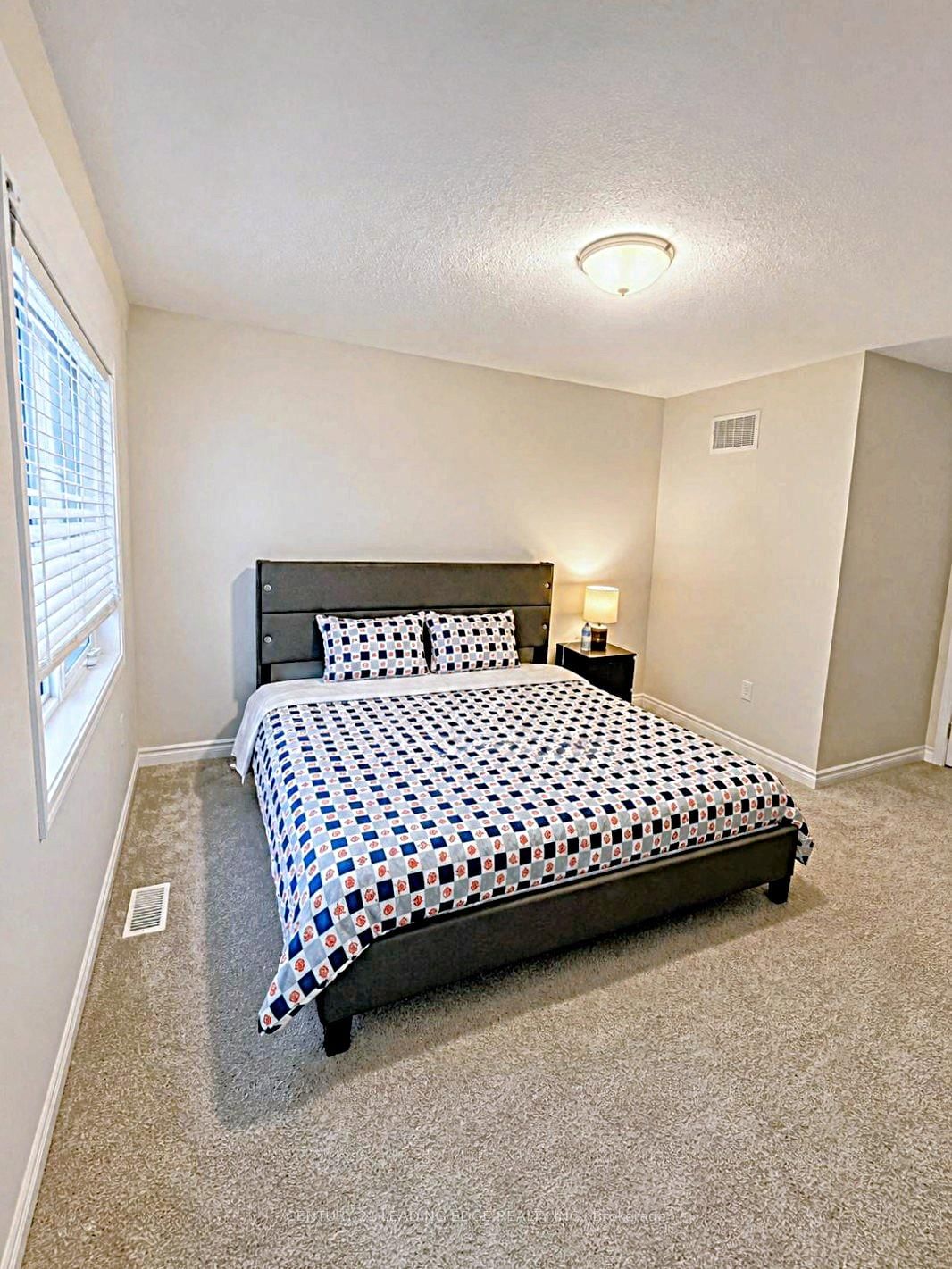 5 Fusilier Drive • Toronto, ON photo 9