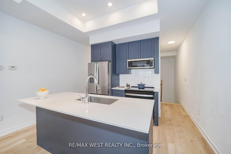 110 - 3686 St Clair Avenue E