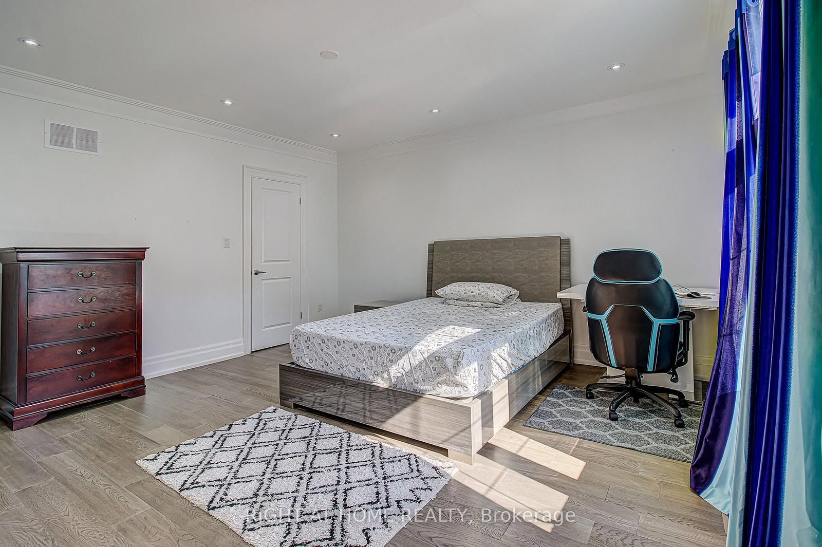 67 Scarborough Heights Boulevard • Toronto, ON photo 14