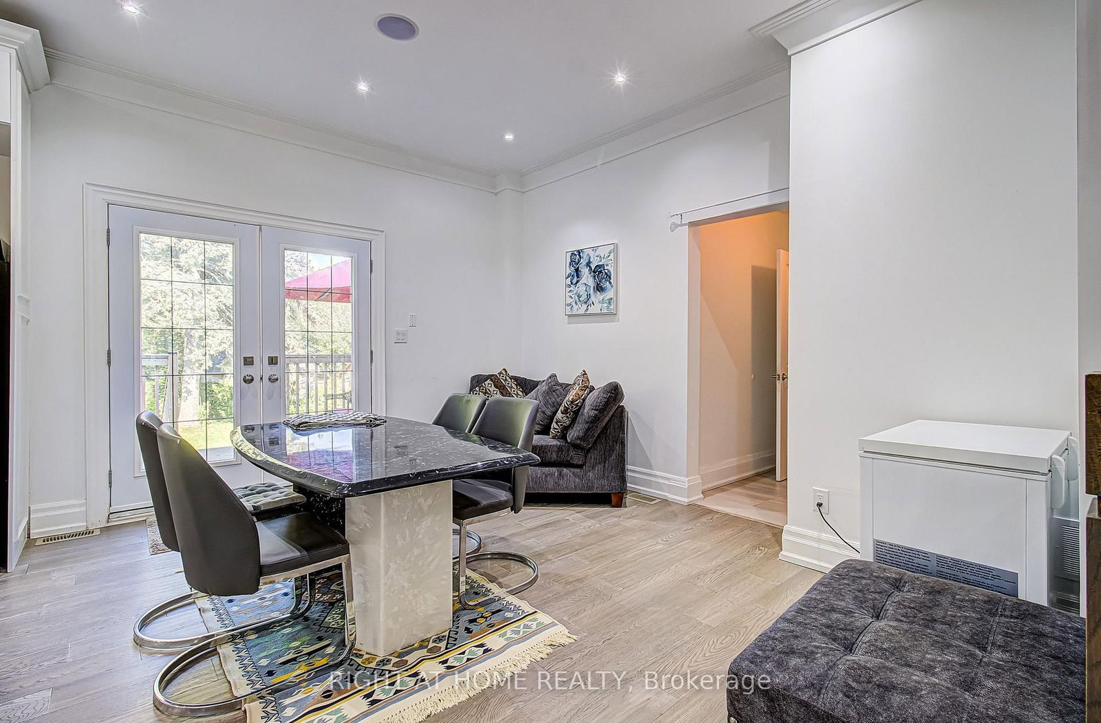 67 Scarborough Heights Boulevard • Toronto, ON photo 18