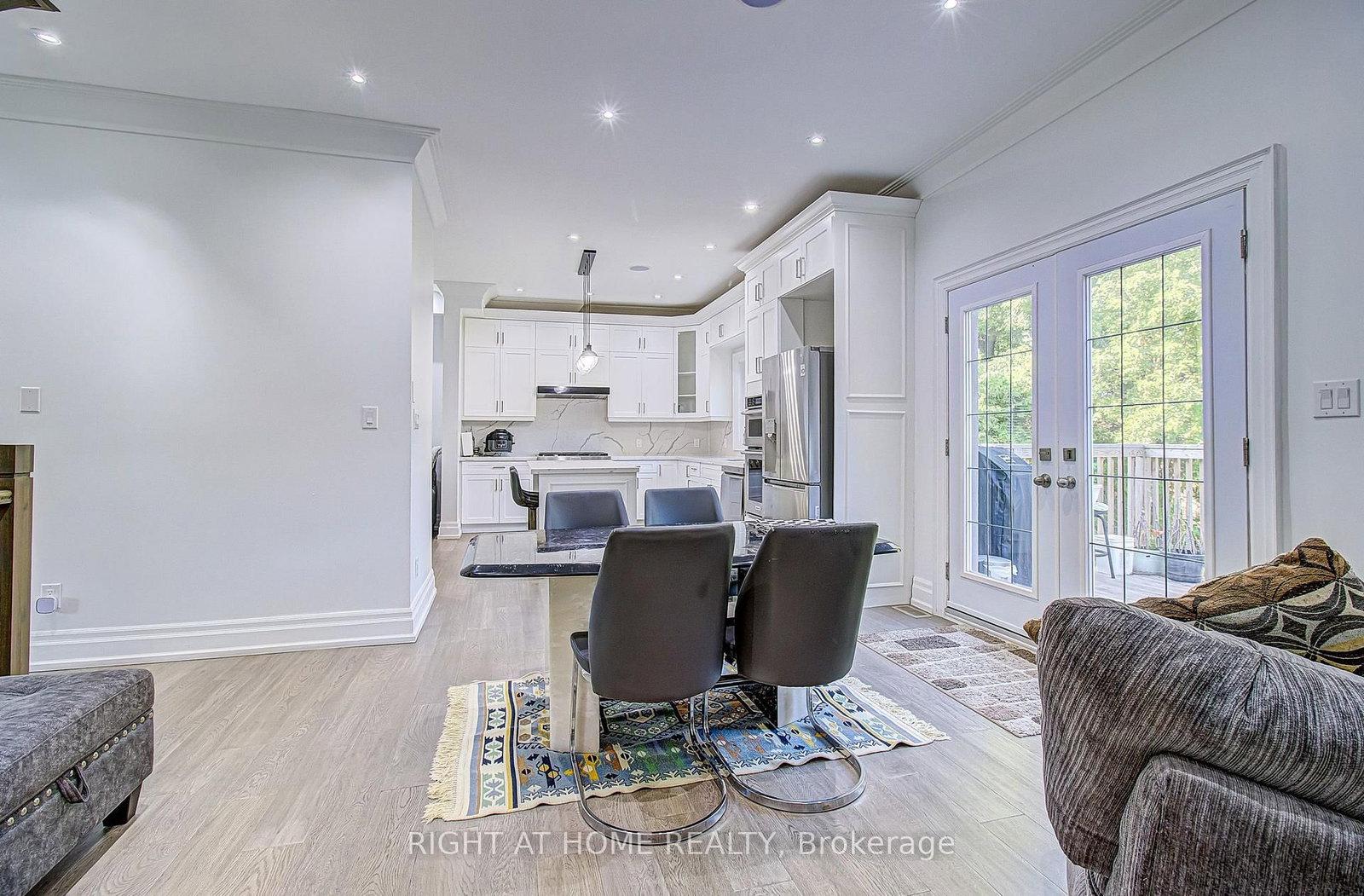 67 Scarborough Heights Boulevard • Toronto, ON photo 27