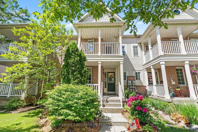 67 Regatta Crescent