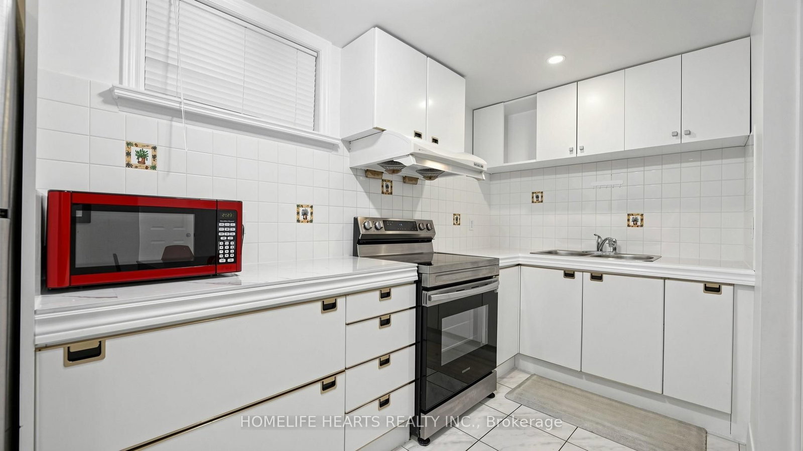 30 Shepton Way • Toronto, ON photo 18