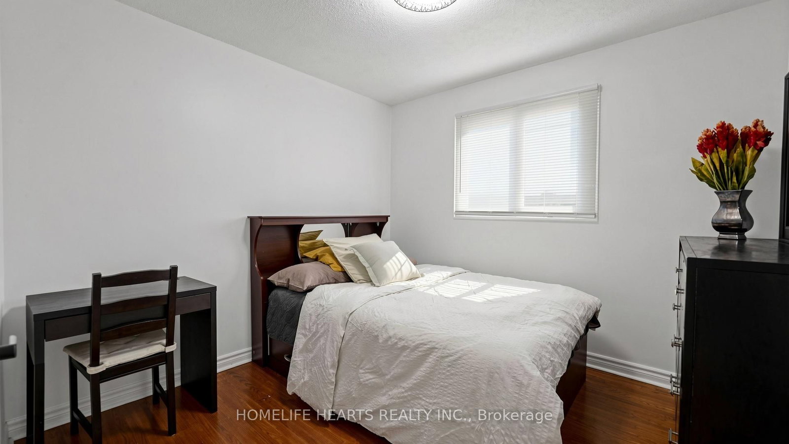 30 Shepton Way • Toronto, ON photo 27