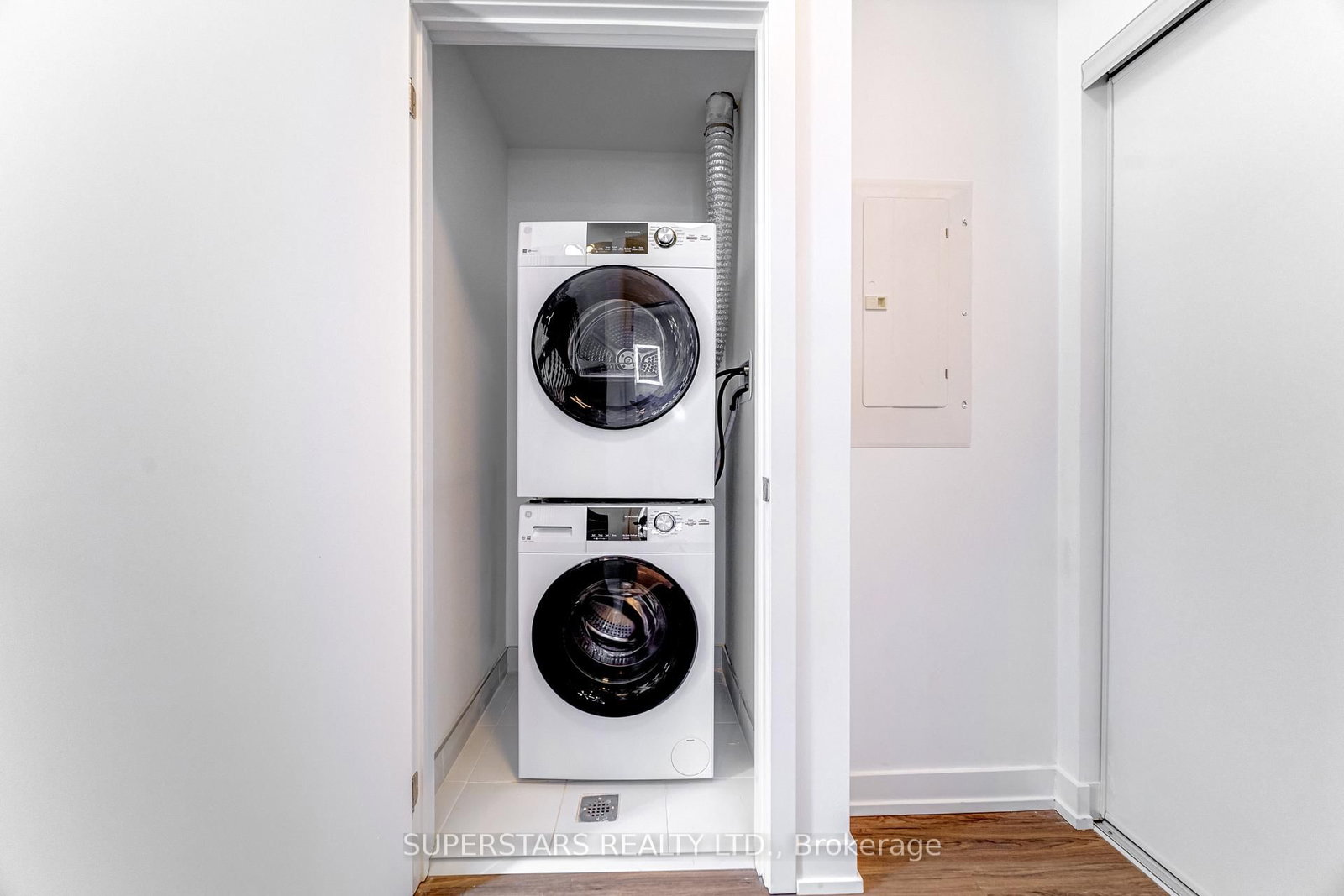 31 Calamint Lane • Toronto, ON photo 15