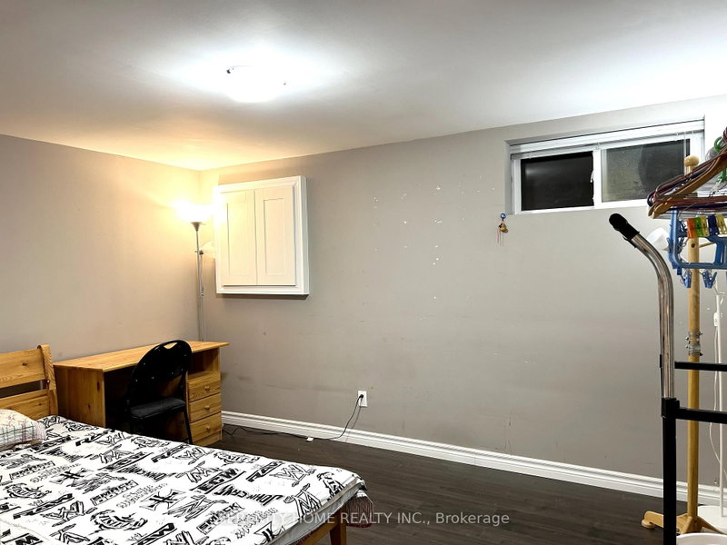 16 Morbank Dr photo 5