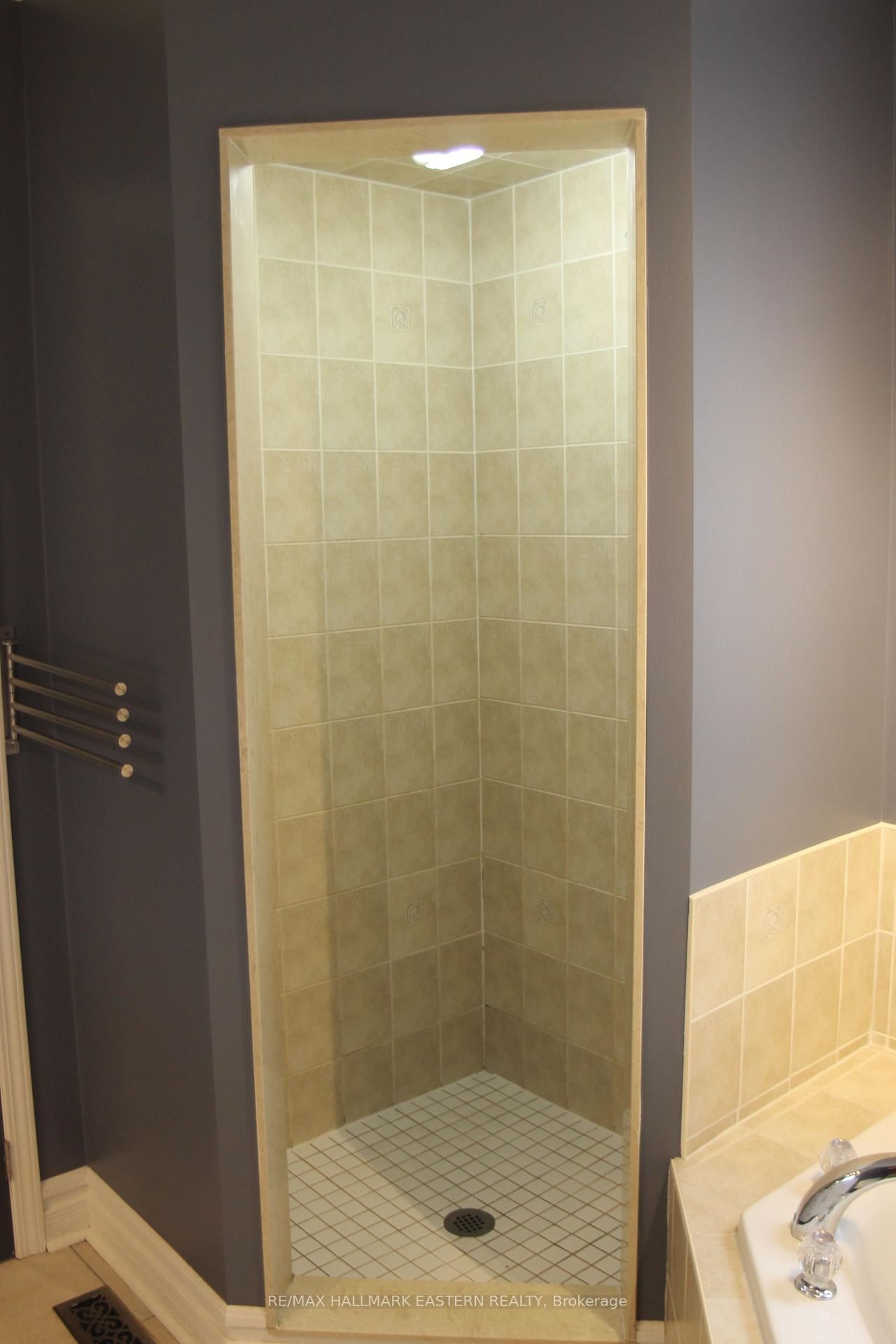 1 Milligan Street • Clarington, ON photo 22