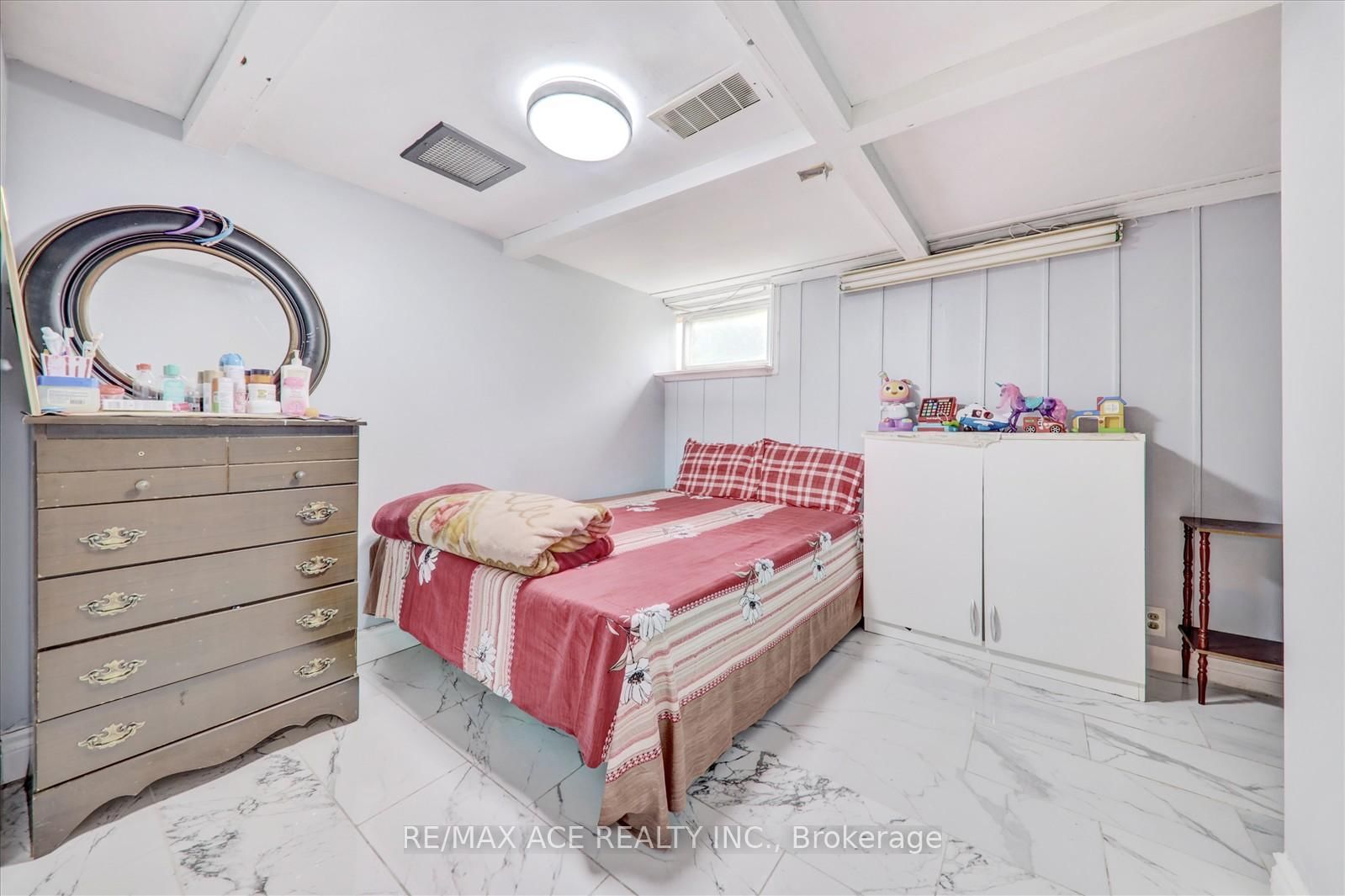 10 Blakemanor Boulevard • Toronto, ON photo 30
