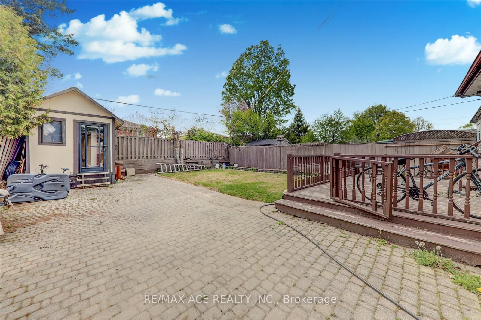 10 Blakemanor Boulevard • Toronto, ON photo 34